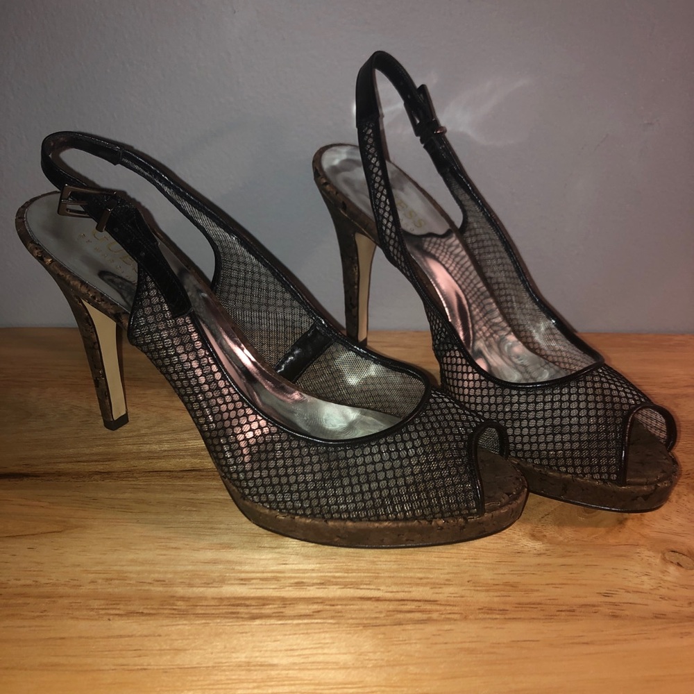 NWT Black Guess Slingback Pumps